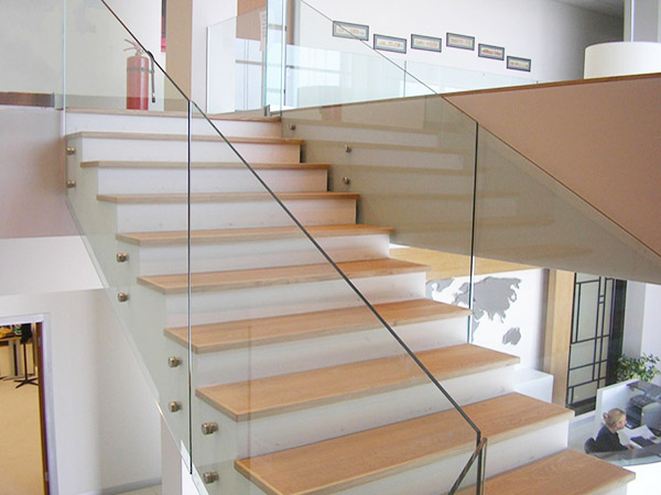 Lan Can - Cầu Thang Kính