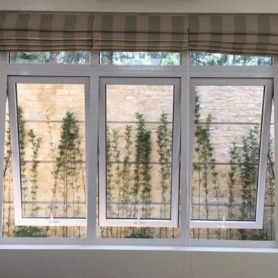 Cửa sổ mở hất 3 cánh nhôm Xingfa màu trắng