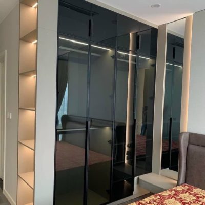 Cánh kính tủ tay CNC