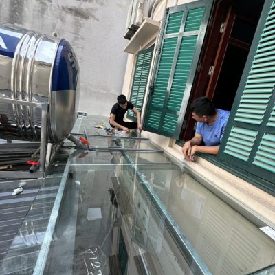 Mái kính cường lực 10mm vừa đẹp vừa an toàn AVSING