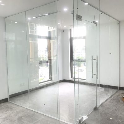 Lắp đặt vách kính ngăn phòng chất lượng nhất Hà Nội